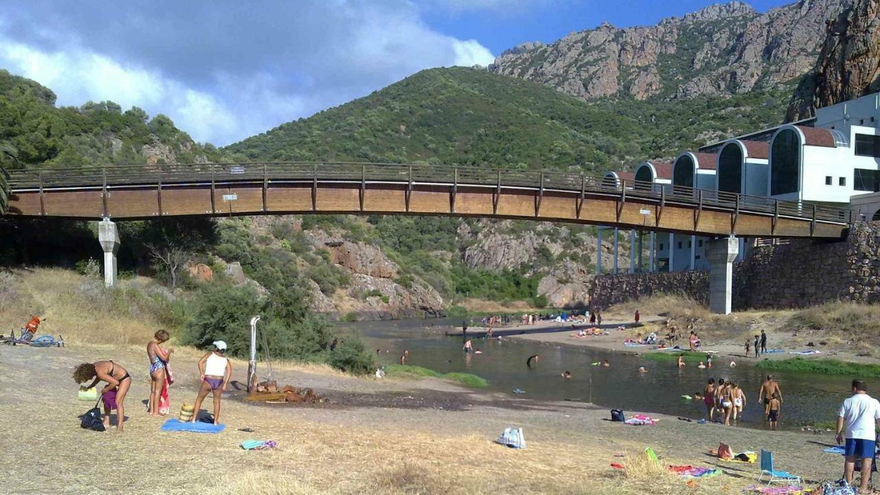 Recidence Il Gabbiano Lägenhet Valledoria  Exteriör bild